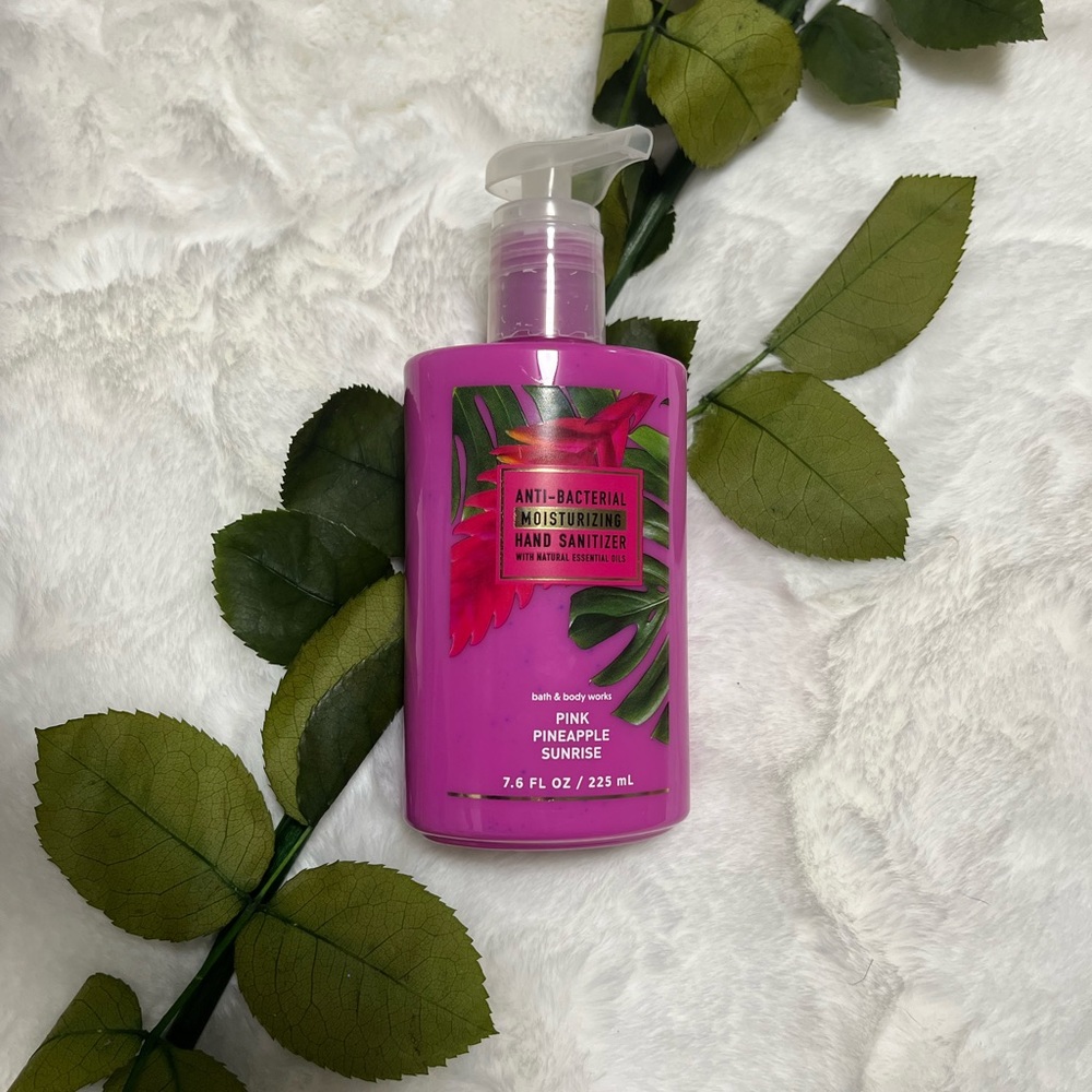 Bath & Body Woks Moisturizing Hand Sanitizer